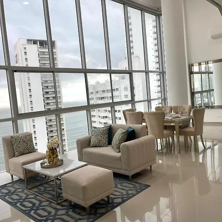Lujo Frente Al Mar Duplex Apartamento *